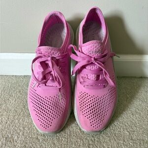 CROCS Pink Knit-Look Athletic Sneakers